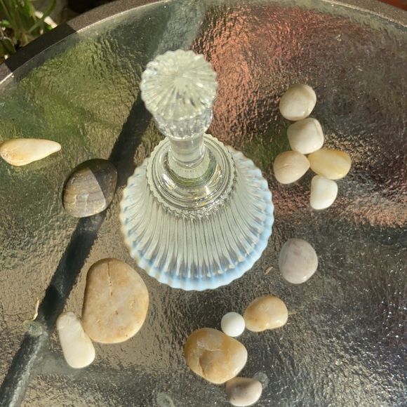 Fenton Opalescent & Clear Ridged Pattern - Picture 5 of 5